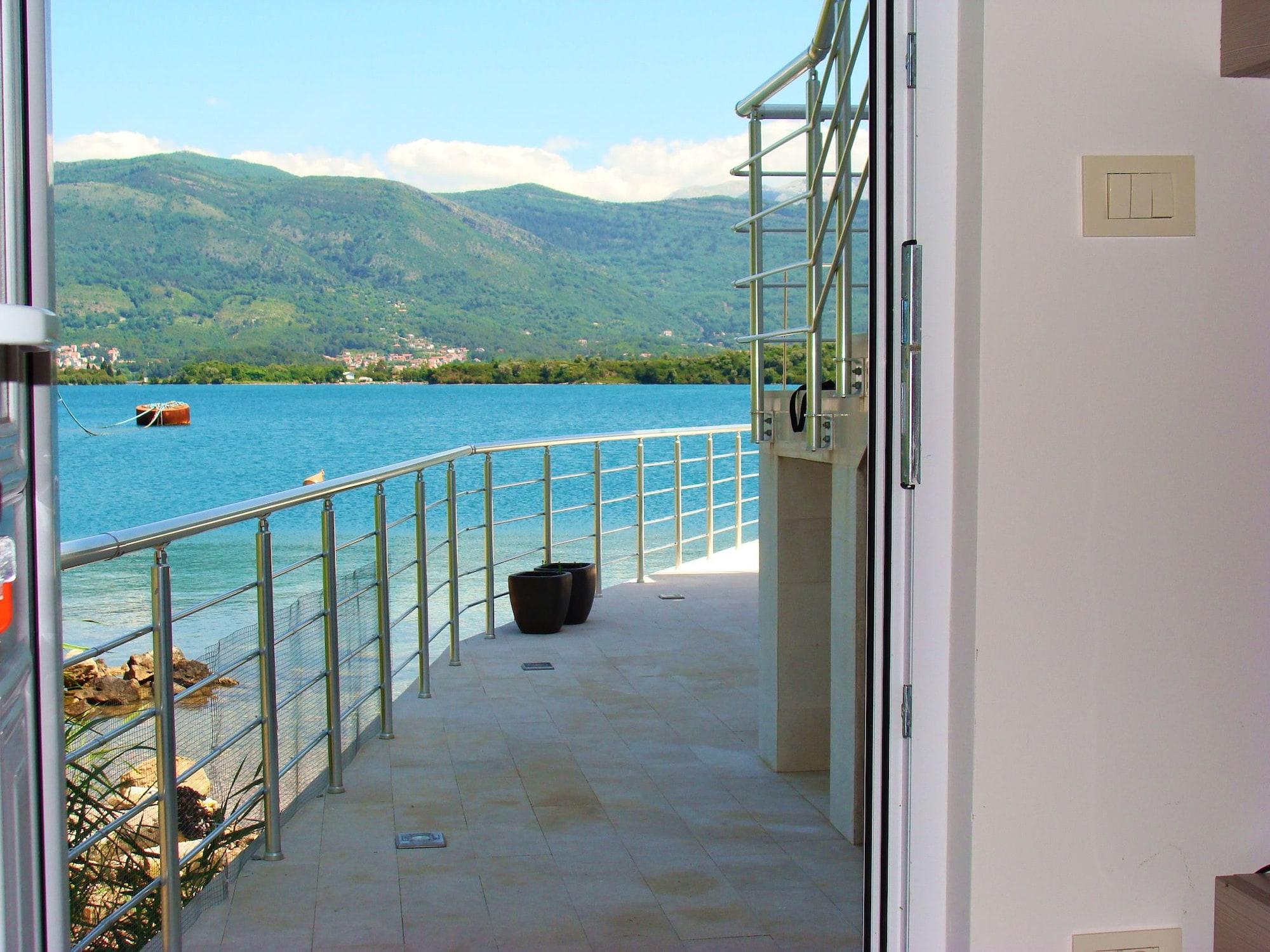 Apartments Monet Tivat Zewnętrze zdjęcie